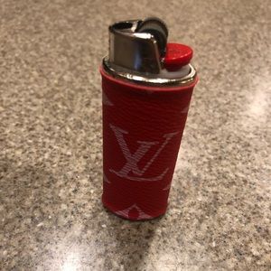 Lv lighter case
